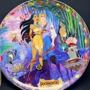 Disney Bradford Exchange Pocahontas collectible plate/music box